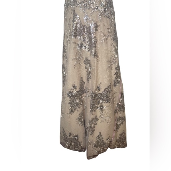 Mac Duggal 67960 One Shoulder Beaded Lace Gown Mocha Silver Sequin Size 16 NWT - Picture 5 of 8